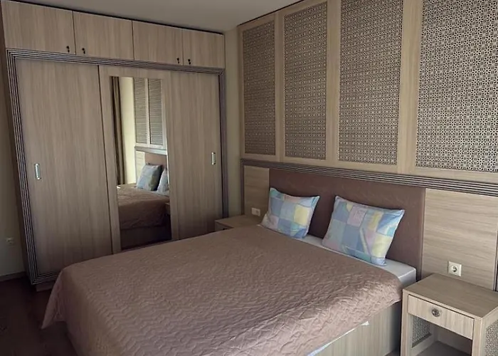 アパート 2-стаен аппартамент в Argisht Partez ヴァルナ